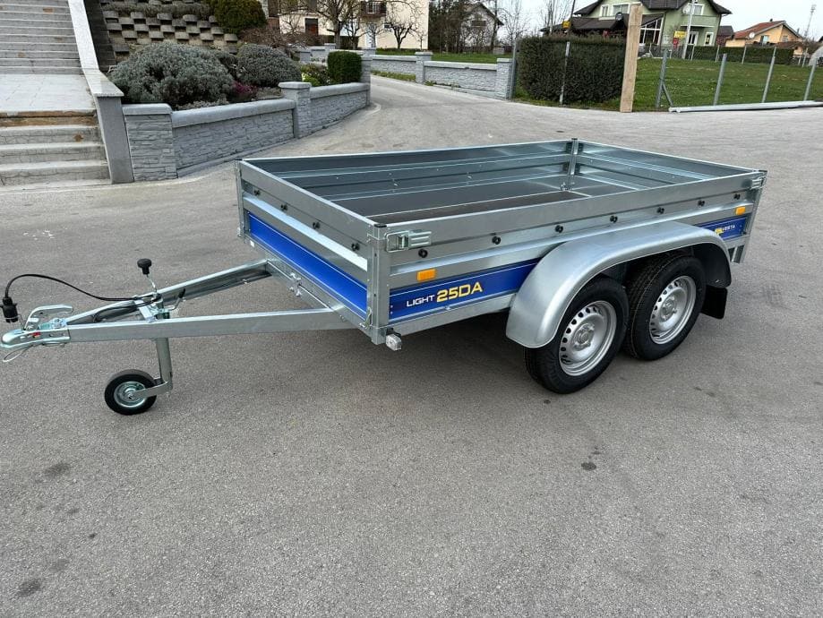 Car trailers